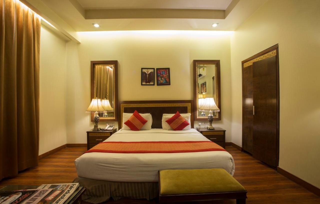 Hotel Picasso Paschim Vihar Delhi - Couple Friendly Local Ids Accepted Extérieur photo